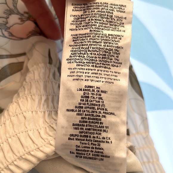 Guess Long Sleeve Blouse Women’s Size Small V Neck Ruched Crop Shirt - Picture 14 of 15